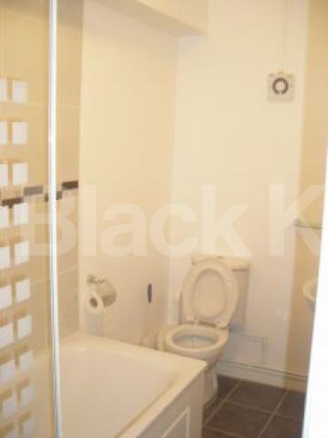 			1 Bedroom, 1 bath, 1 reception Ground Floor Flat			 Belgrave Gardens x 2, ST JOHNS WOOD NW8